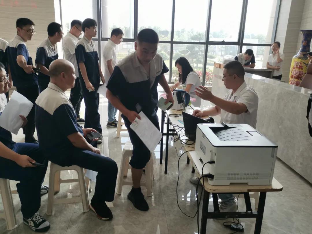 無償獻(xiàn)血，溫暖相傳